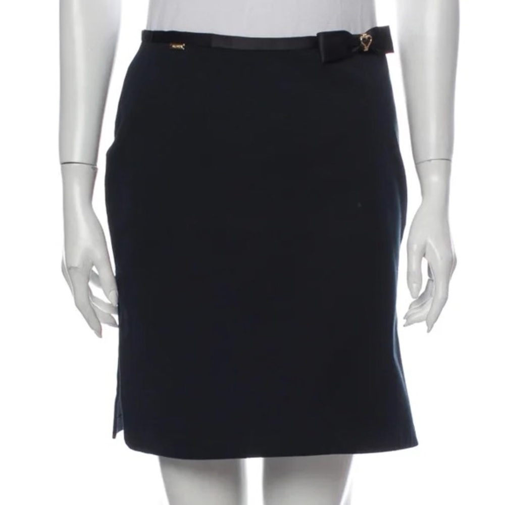 St. John Sport Skirt black bow accent mini skirt gold hardware sides slit